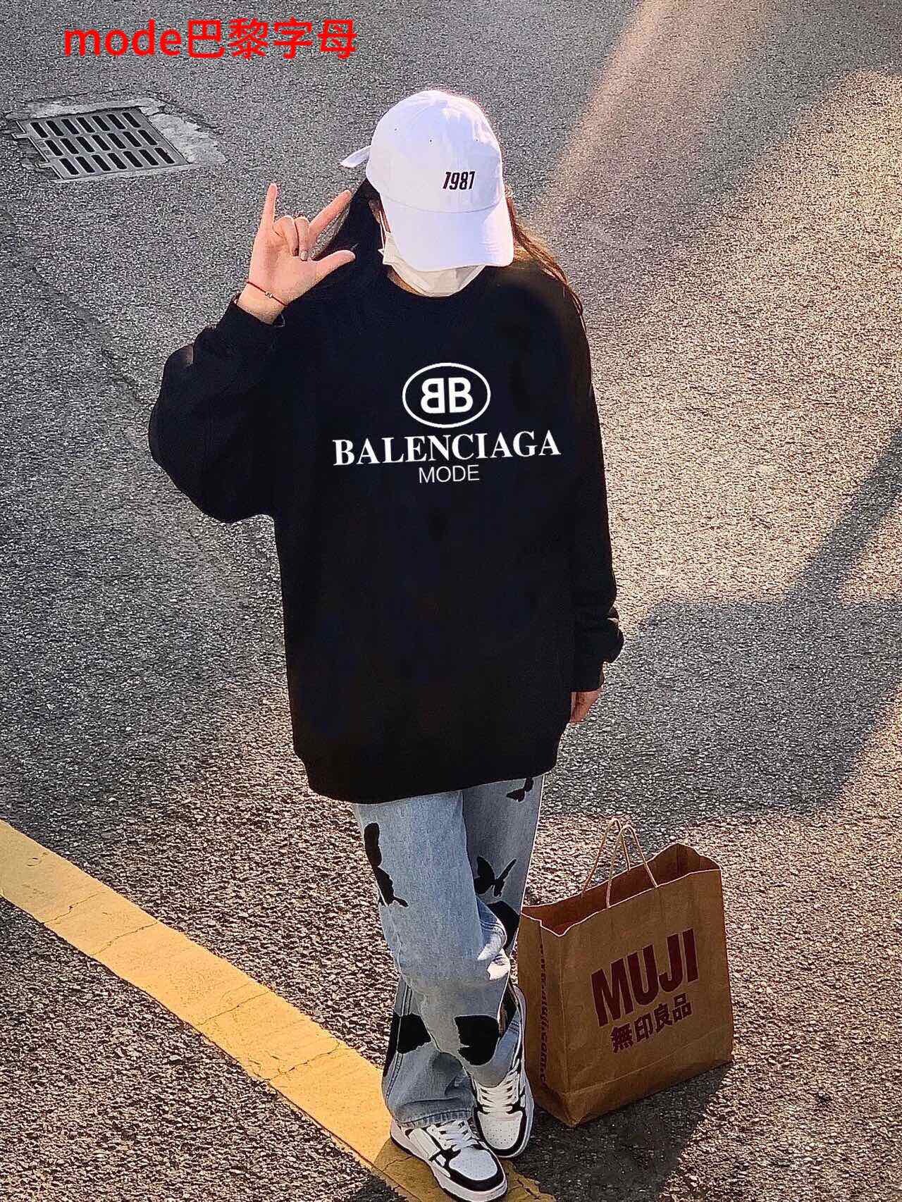 mode巴黎字母圆领350克纯棉华棉