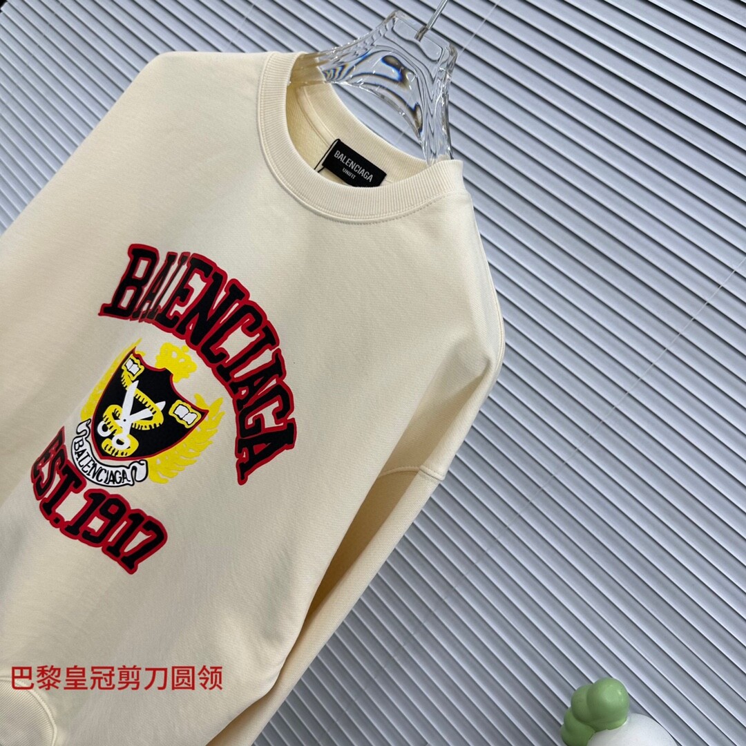 巴黎皇冠剪刀圆领350克纯棉华棉