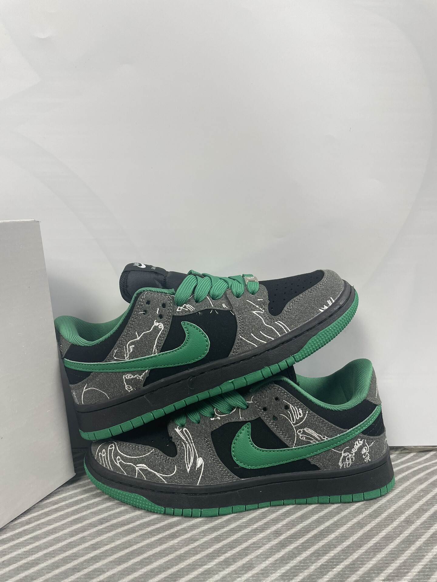 There Skateboards x Nk Dunk SB 低帮 黑绿 码数36-44 男女现货
