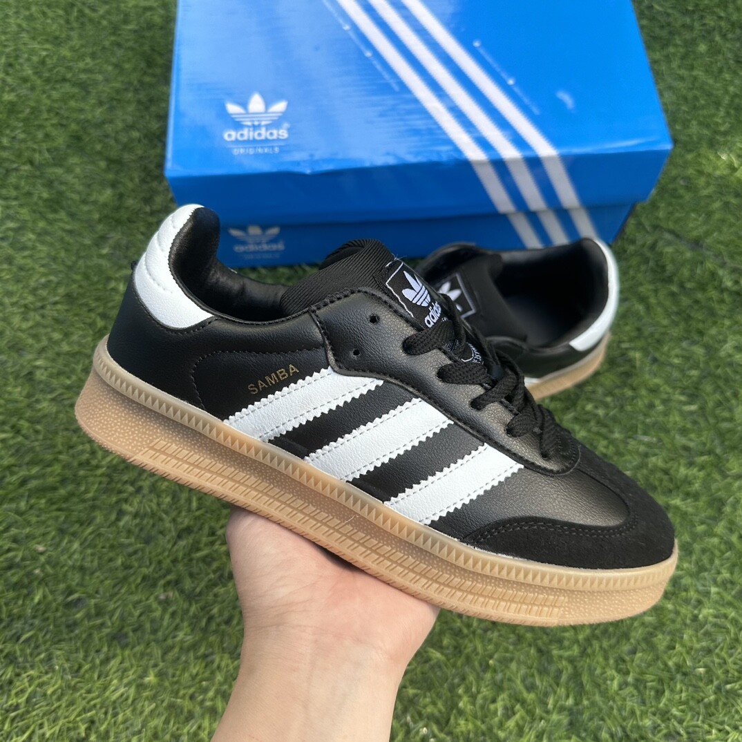 阿迪XLG黑色Size 36-44