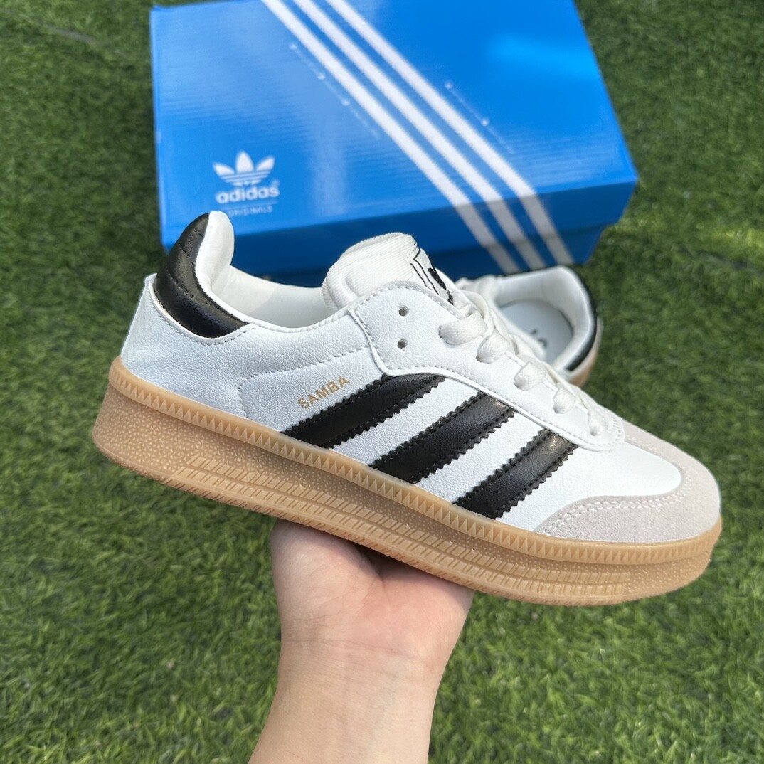 阿迪XLG白Size 36-44
