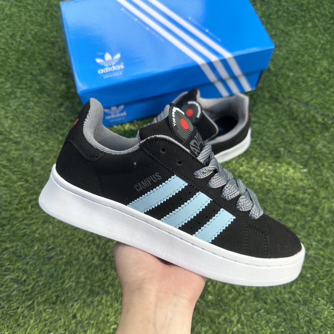 阿迪面包爱心黑蓝Size 36-44