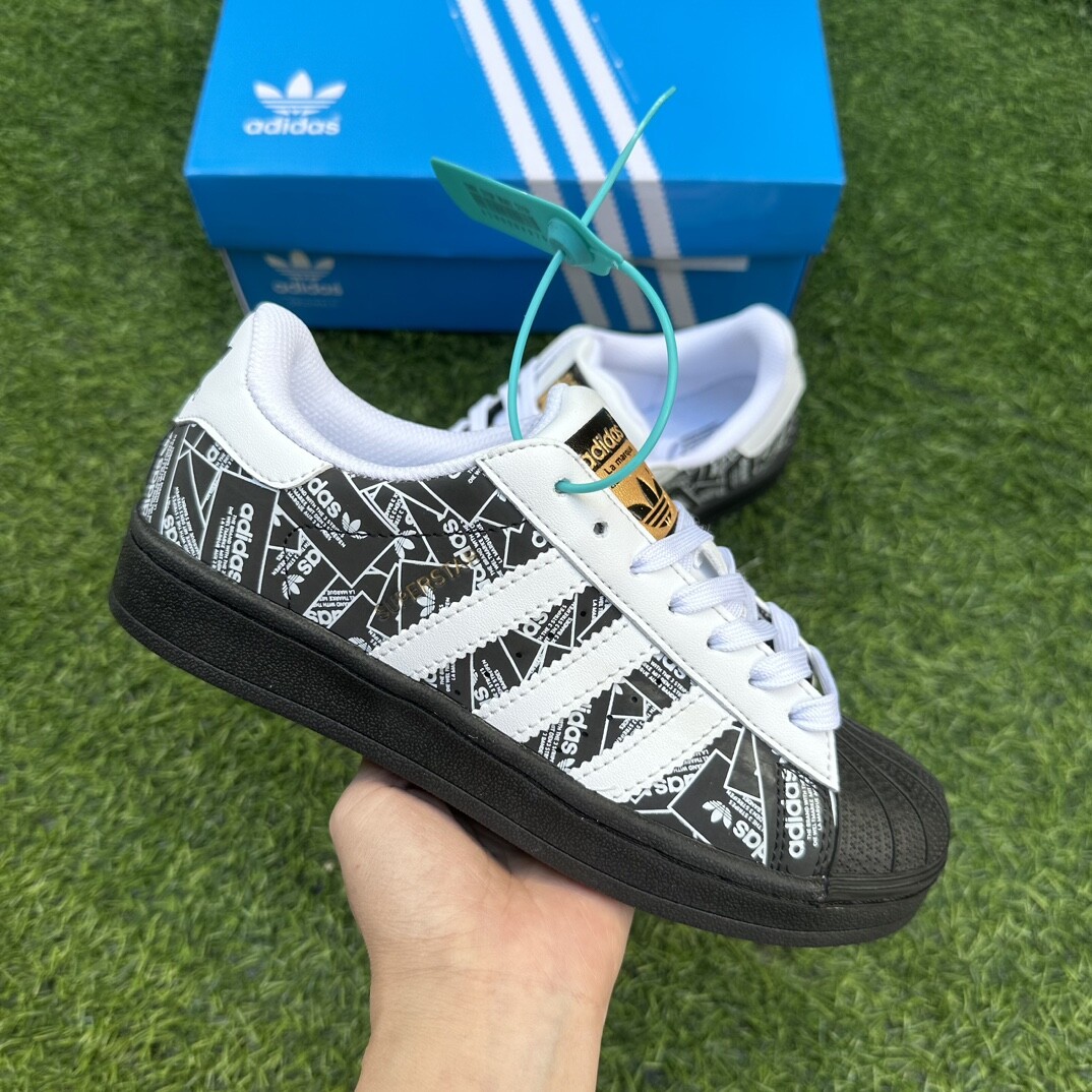 高品质Adidas 贝壳头灵蛇黑Size 36-44