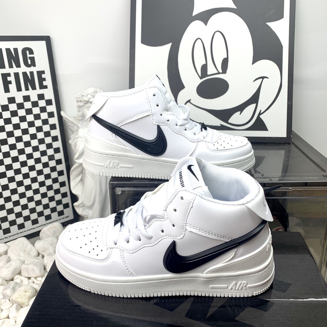  Nike Air Force 空军一号 空军高帮白黑飞机勾 36-44码  男女现货
