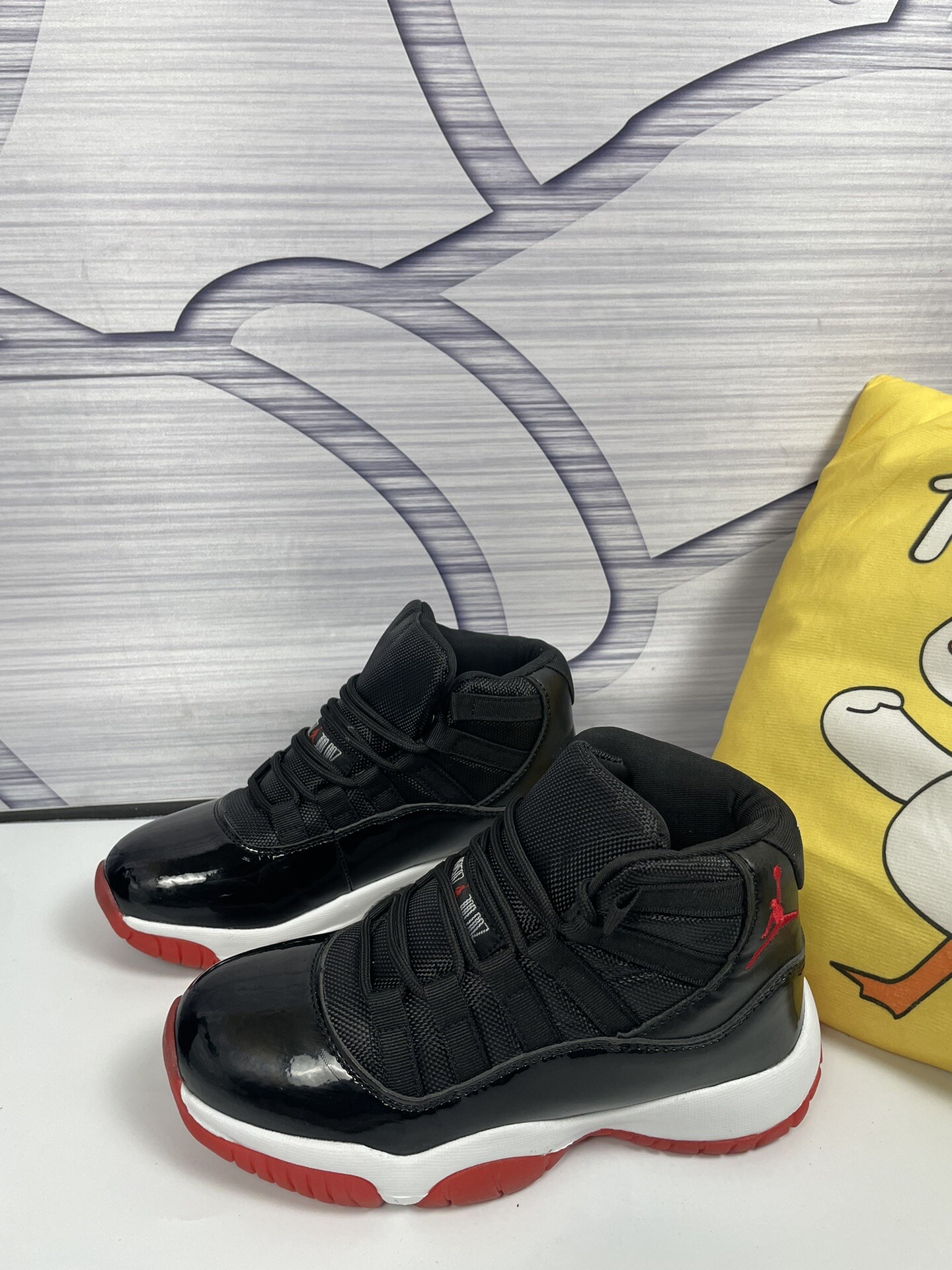  Air Jordan 11 High Aj11高帮 黑红大魔王 码数36-44