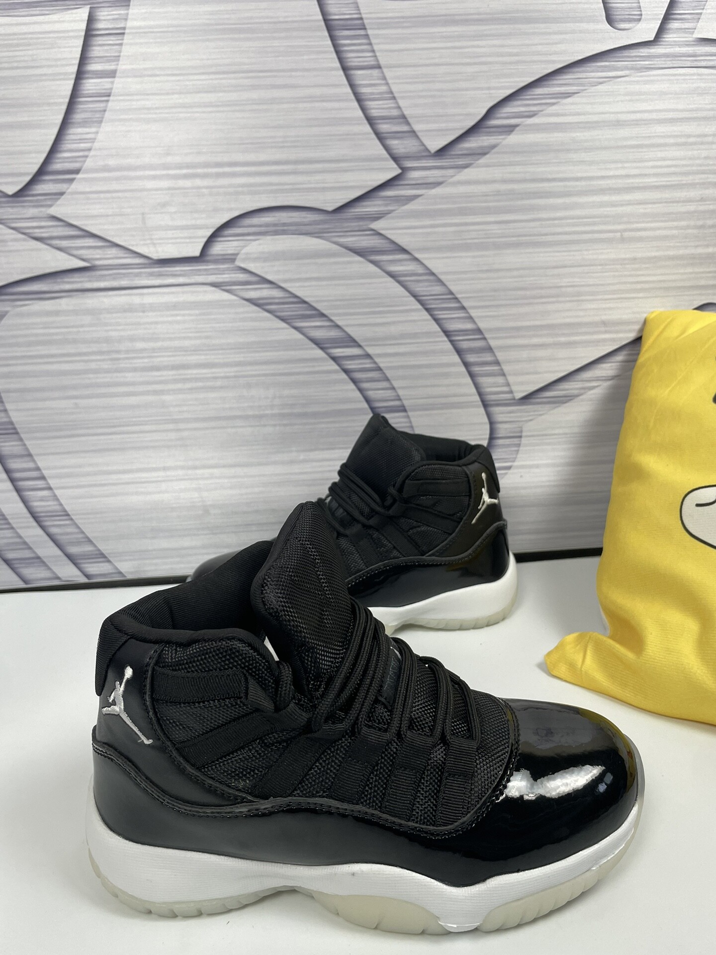  Air Jordan 11 High Aj11高帮 黑色大魔王 码数36-44