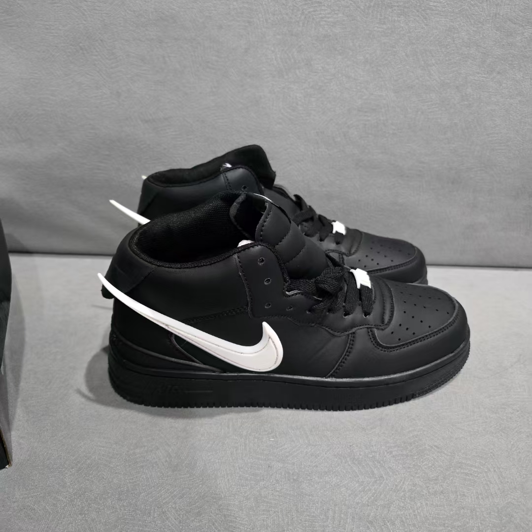 AMBUSH X Nk Air Force 1 Mid AF1中帮 飞机钩 黑白 码数36-44