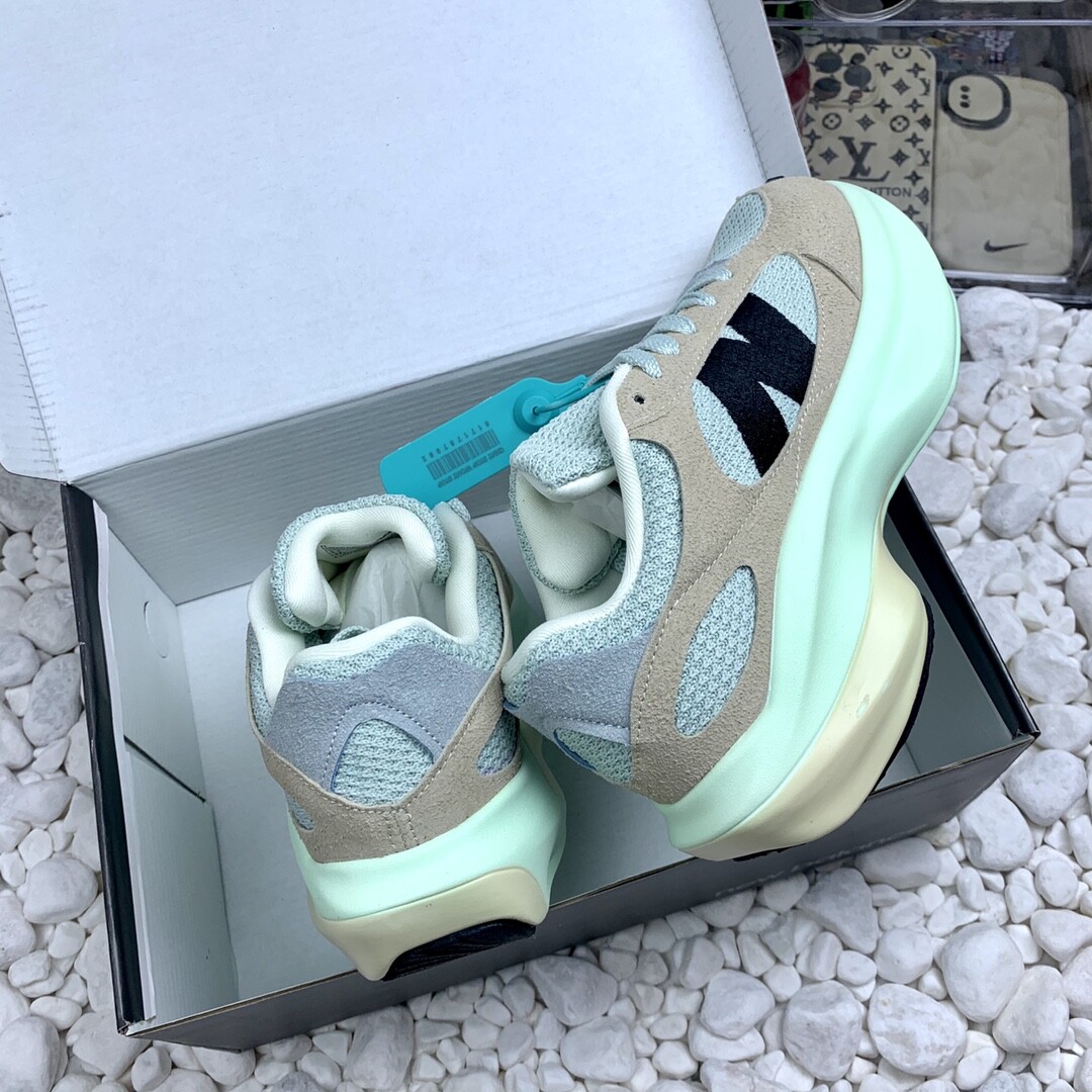  New Balance NB930经典跑鞋 绿橘 猪八面料 码数36-44 男女现货