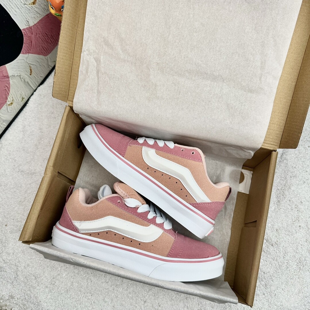  万斯 Vans Knu-Skool 粉色 面包鞋 36-44码数 男女现货