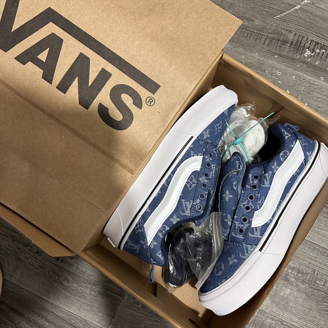 高版本Vans 联名蓝色 尺码36-44 男女码现货
