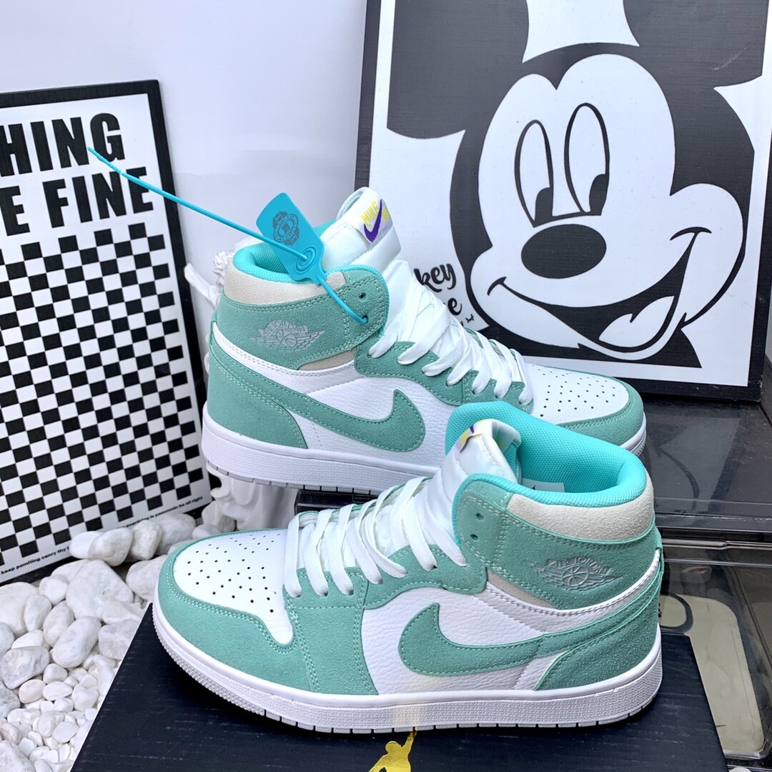 高版本 AJ Jordan Air Jordan 1 Low 耐磨防滑 高帮蒂芙尼 复古板鞋 36-44码！