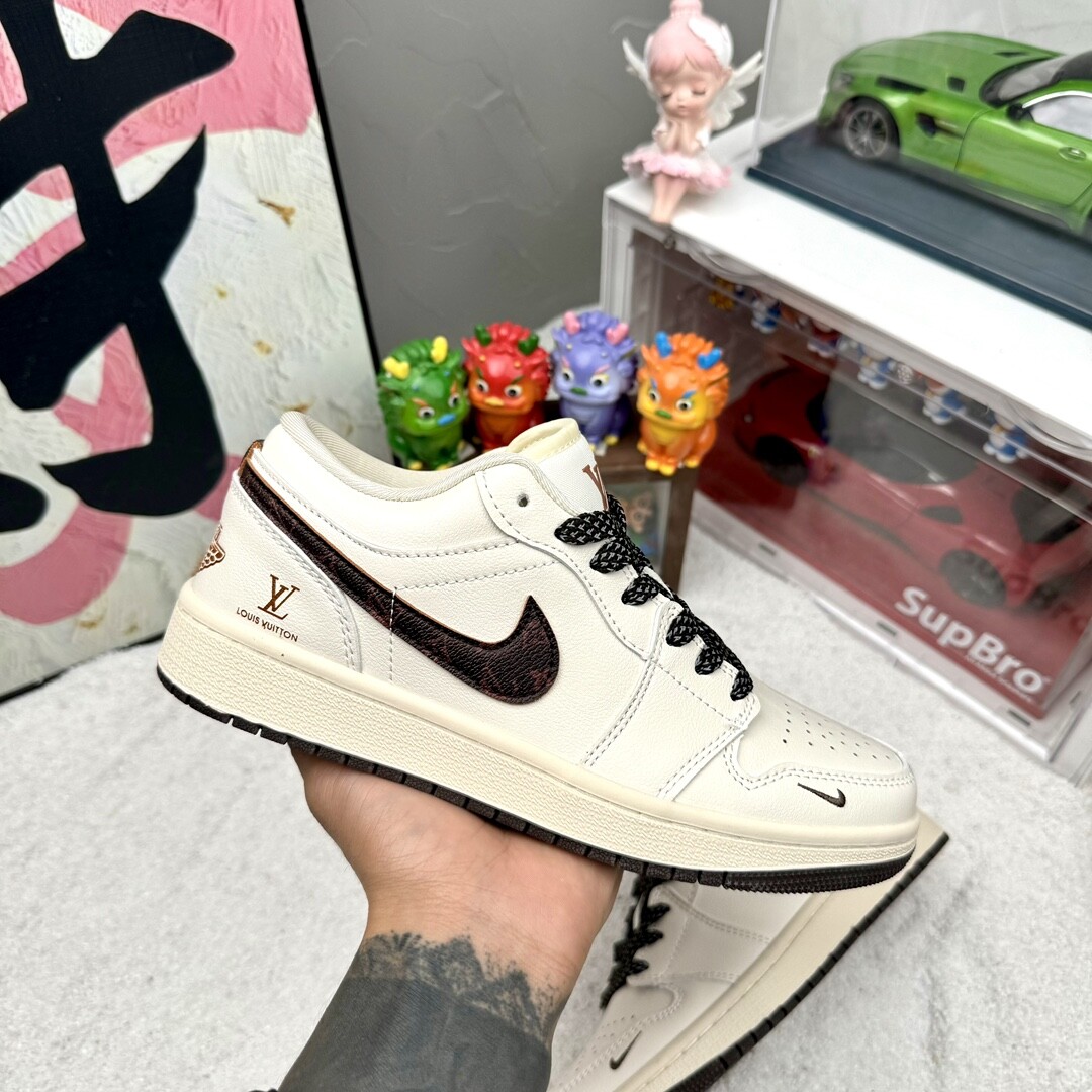 Air Jordan 1 Low Aj1低帮 米棕 码数36-44 男女现货