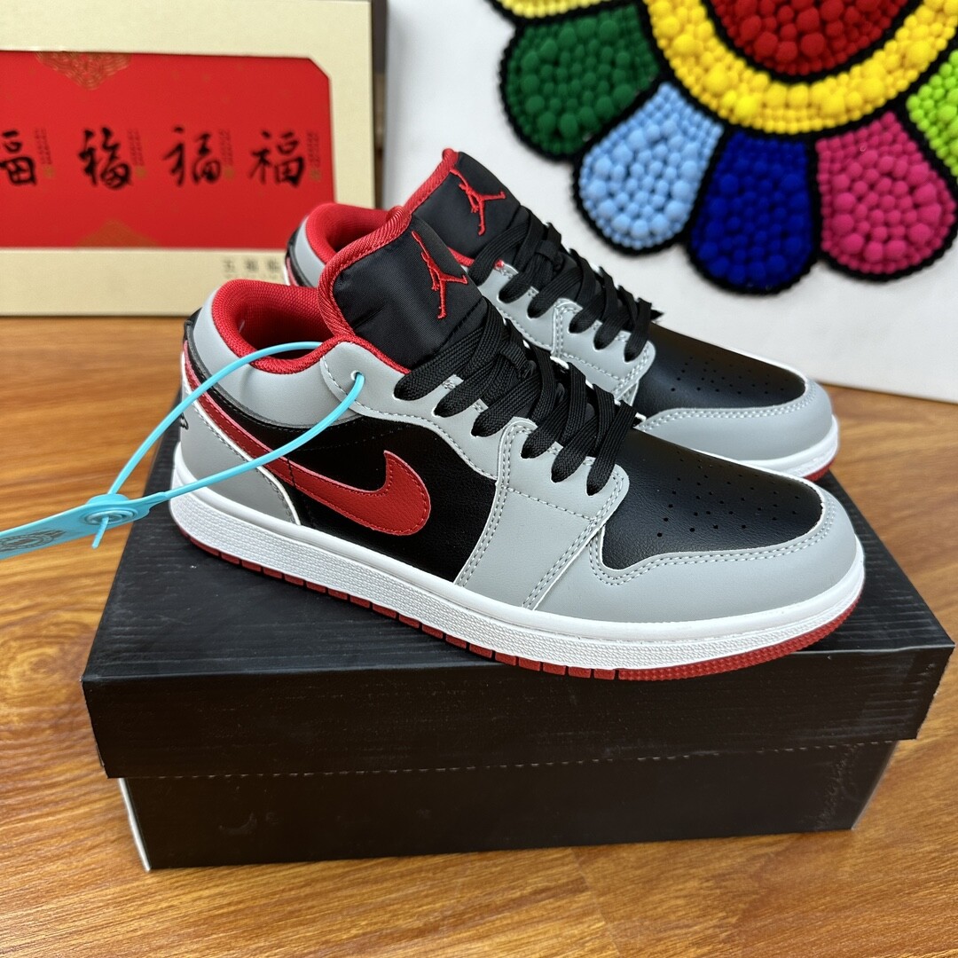 Air Jordan 1 low AJ1低帮 灰黑红脚趾 尺码36-44