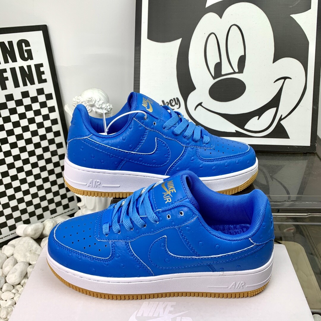 Nike Air Force 空军一号蓝白鸵鸟 高版本 36-44码  男女现货