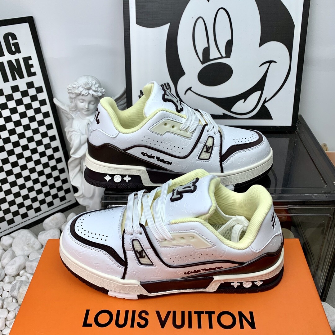 Louis Vuitton 路易威登 Trainer 低帮休闲板鞋 男女同款 8042 白棕36-44