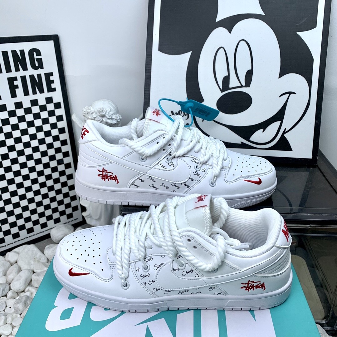 Nike Dunk  SB Dunk 司徒酒白红 高版本 36-44码 男女现货
