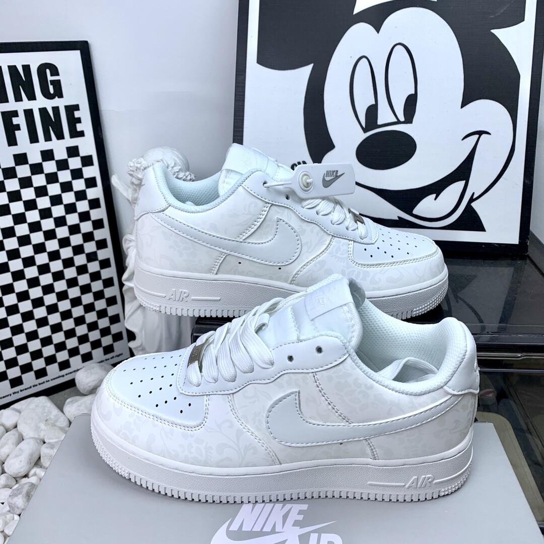  空军一号 热感应青花瓷 高版本 Nike Air Force 1 Low 尺码 36-44 男女现货