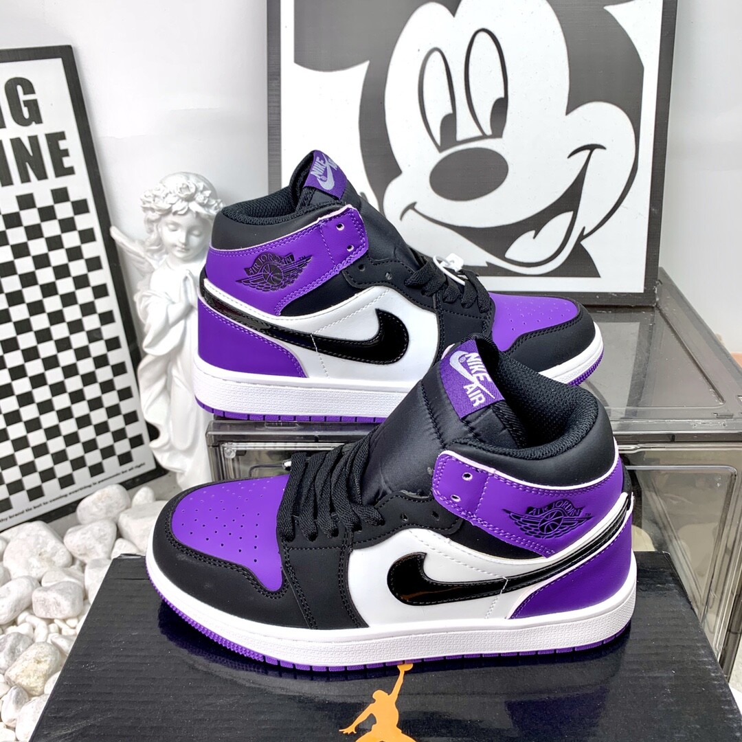 高版本 AJ Jordan Air Jordan 1 Low 耐磨防滑 高帮黑紫脚趾 复古板鞋 36-44码！