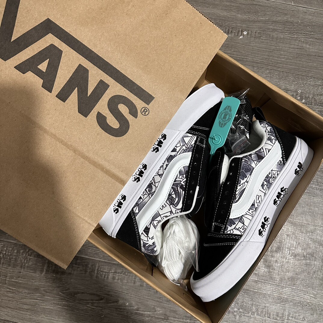 高版本Vans 万斯涂鸦 尺码36-44 男女码现货