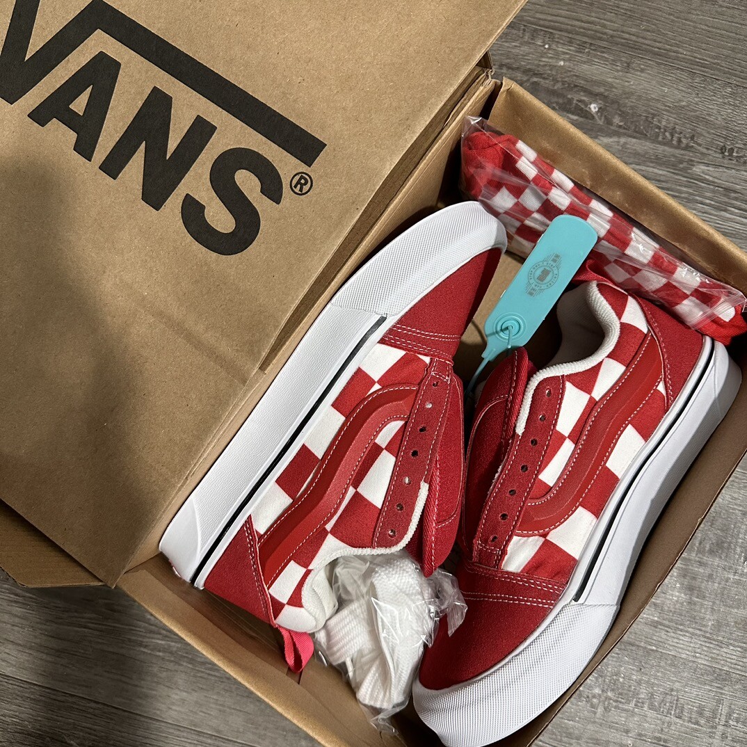高版本Vans 万斯红方格 尺码36-44 男女码现货
