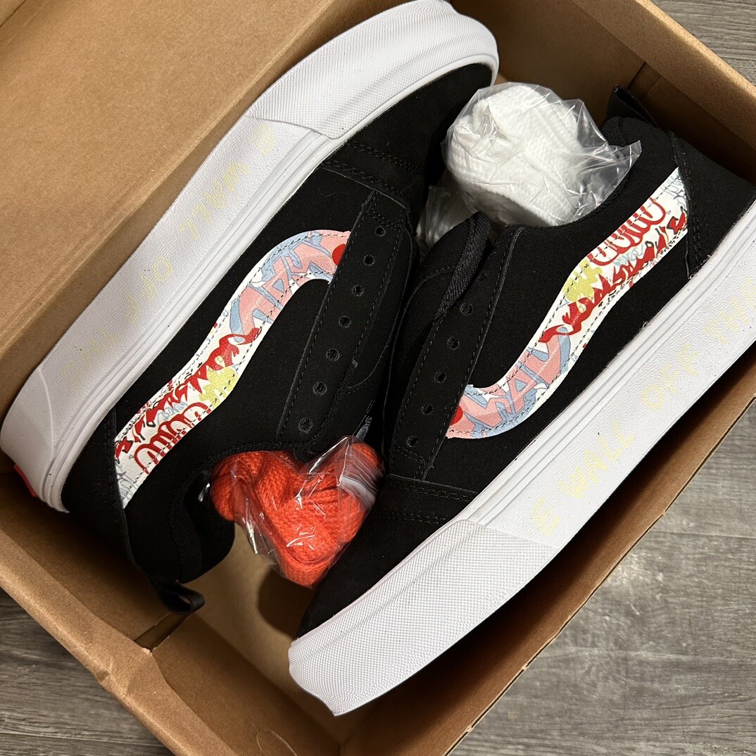 高版本Vans 06黑橘  尺码36-44 男女码现货