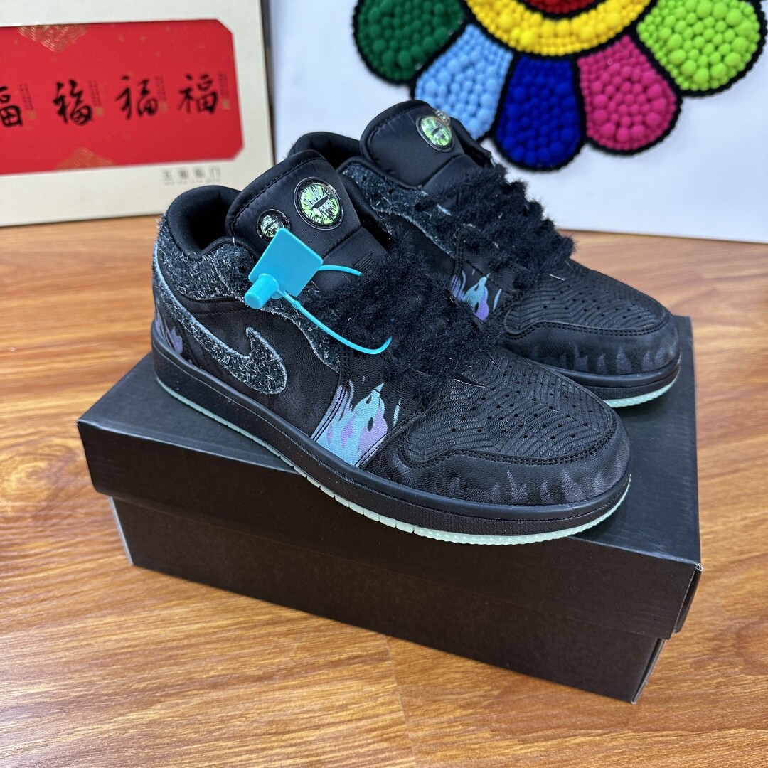 高版本dunksb 万圣节夜光猫眼低帮 36-44码 吱吱响