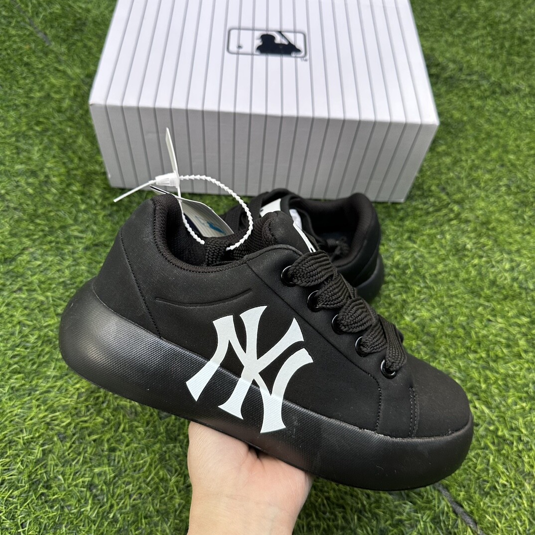  MLB Chunky Classic 24SS MLB面包鞋 黑色 码数36-44