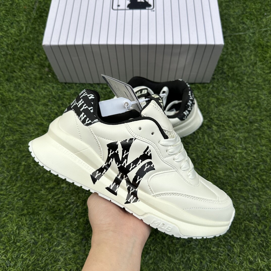  MLB Chunky Runner 纽约洋基队 低帮 休闲跑步鞋 花白黑 码数36-44