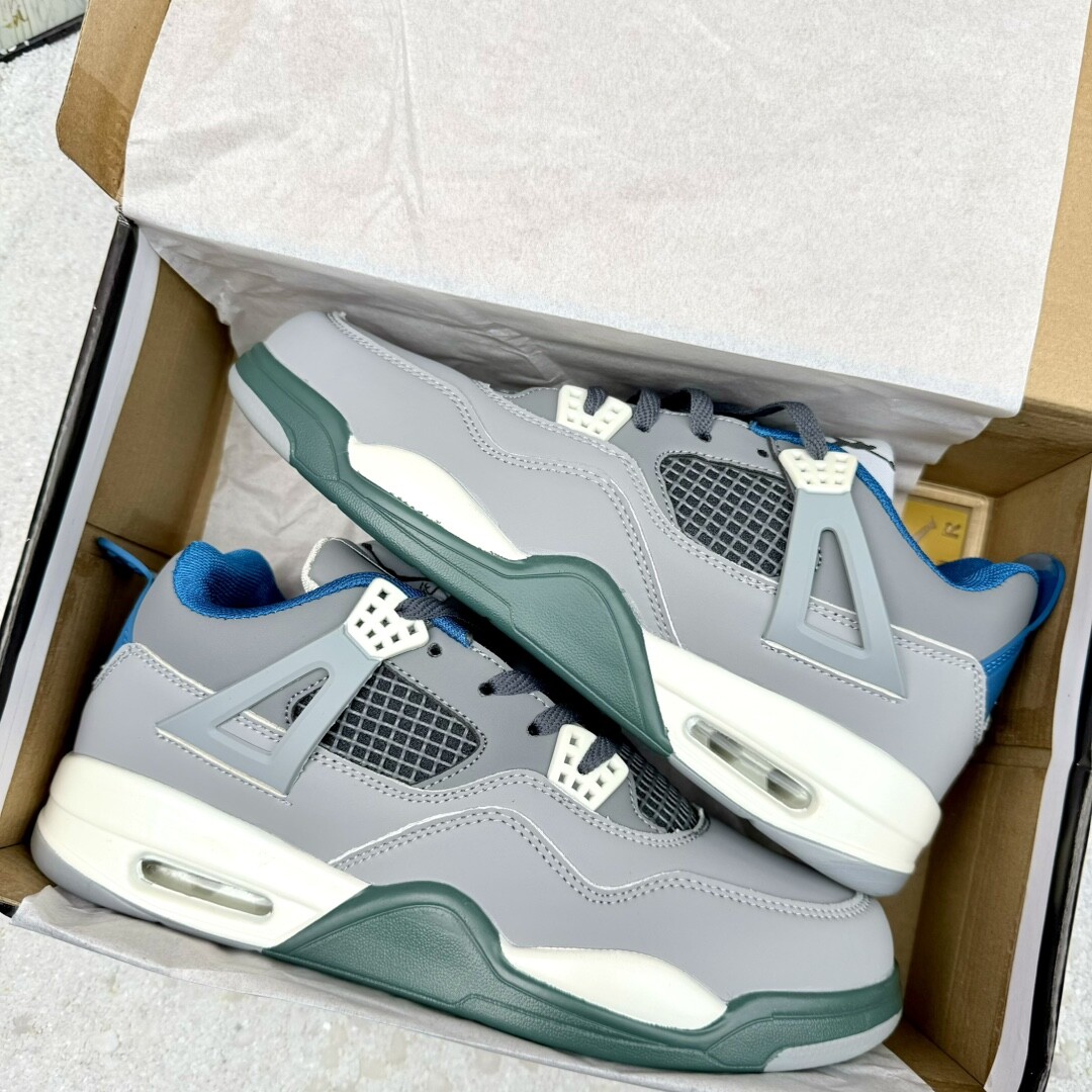 Air Jordan AJ4灰蓝 只有男鞋 尺码40-44 男码现货