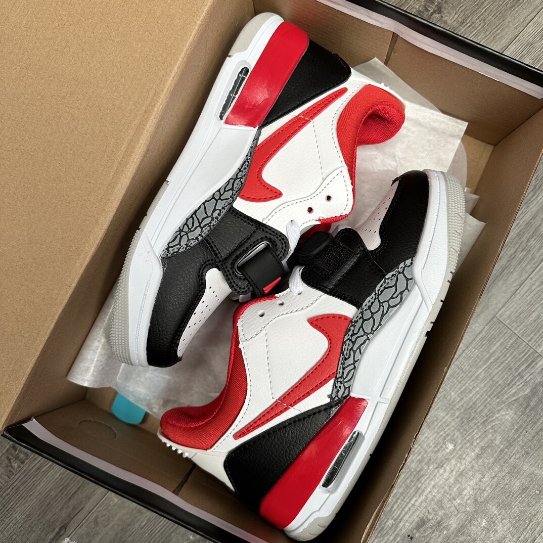  Air Jordan 312Retro  乔丹  白黑红36-44码 男女现货